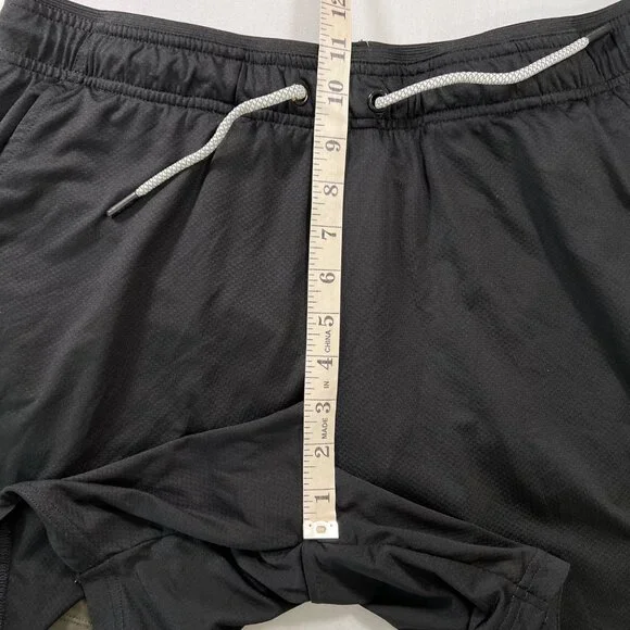 Rhone Training Shorts with Liner in Black Size Large Athletic Shorts - Picture 10 of 12